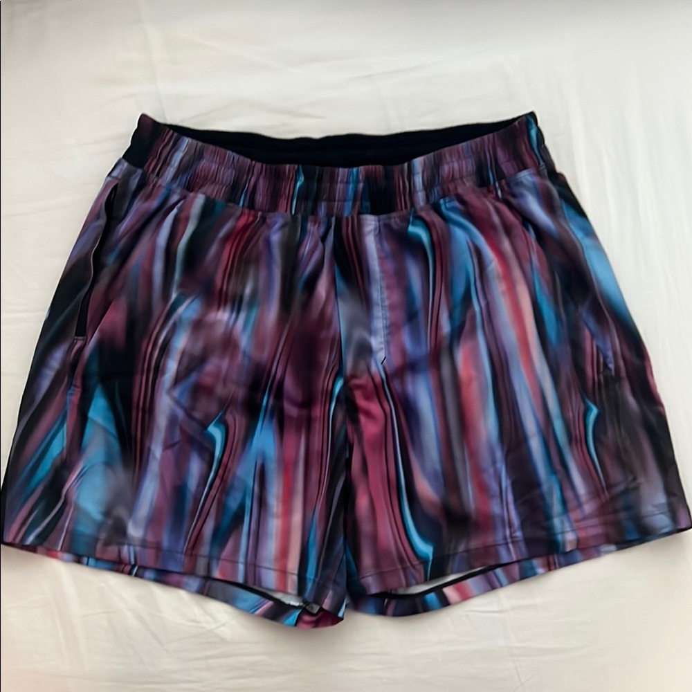 Lululemon 5” Pace Breaker